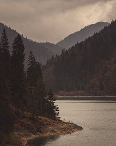 Herbst am Sylvensteinsee