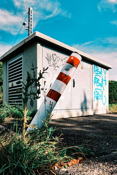 &quot;Contrastes de l'industrie : impressions estivales le long de la voie ferrée&amp;quot ; par Momentaufnahme | Marius Ahlers