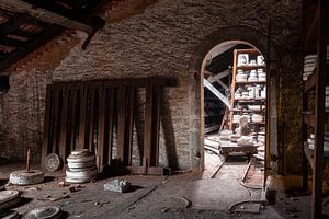 Usine de céramique abandonnée. sur Roman Robroek - Photos de bâtiments abandonnés