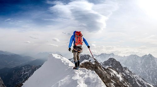 Climbing Jubiläum ridge, Zugspitze.