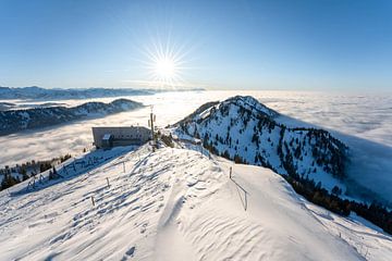 Sonnenuntergang bei Obheiter am Hochgrat über der Nagelfuhkette von Leo Schindzielorz