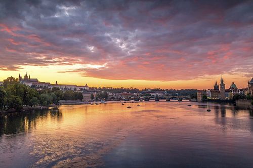 Zonsondergang in Praag