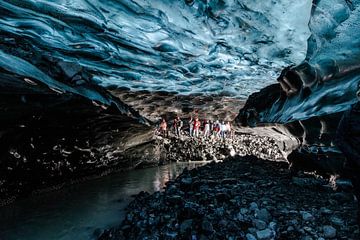 Bezaubernde Eishöhle in Island von Rob Coorens