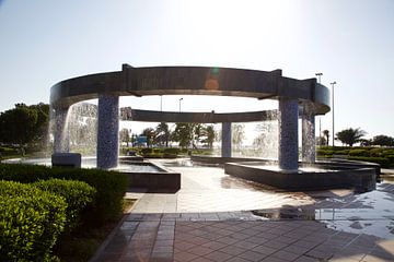 Abu Dhabi Fountain by Stefanie Hoekstra