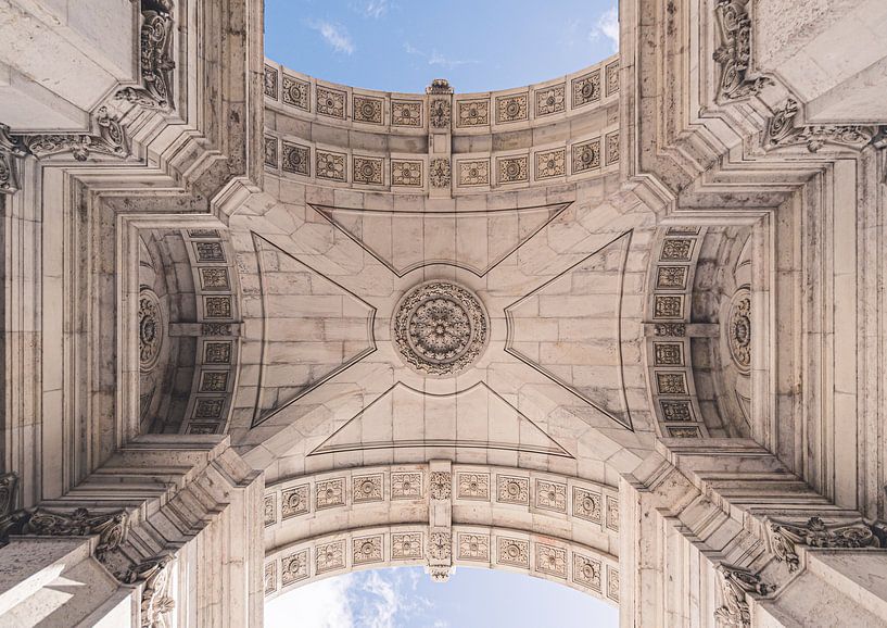 Architecture of Lisbon from different perspective. by Tomasz Baranowski