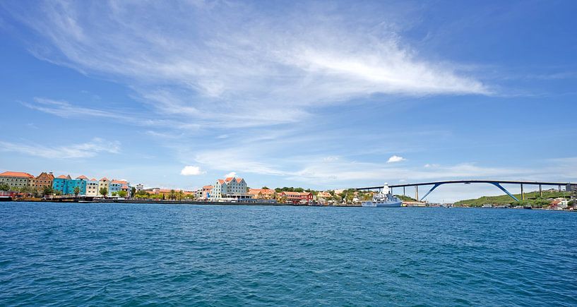 Handelskai Curaçao von Brenda Verboekend