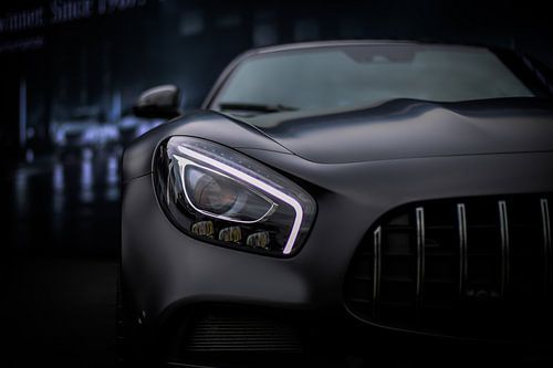 Mercedes-AMG GT in Black – Power. Elegance. Icon.