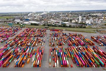 Der Containerterminal in Antwerpen aus der Vogelperspektive von Jeroen Kleiberg