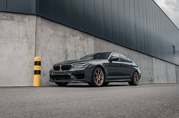 2021 BMW M5 CS van Luke van Megchelen