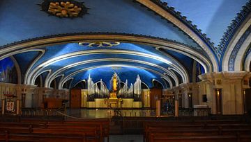 La chapelle de la cathédrale Sainte Anne,de-Beaupré sur Claude Laprise