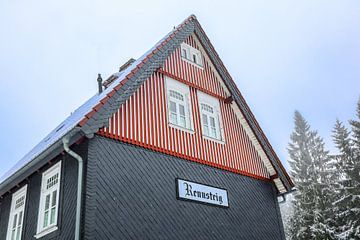 Prachtig winterlandschap op de hoogten van het Thüringer Wald van Oliver Hlavaty