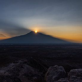 Sunset at Ararat von Gerard van den Akker