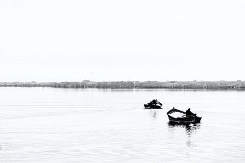 Les bateaux d'Albufera en noir et blanc