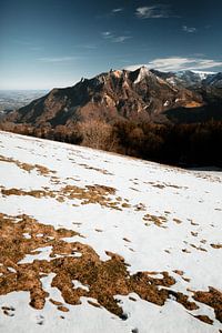Flintsbach | Winter in den Alpen von Nanda van der Eijk