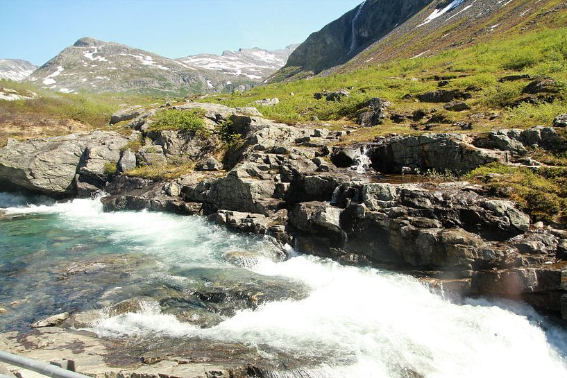 Waterval bij Valldal hoogvlakte Noorwegen von Jan Roodzand