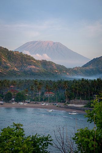 Gunung Agung from Candidasa by Ellis Peeters