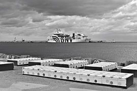 Last exit Palermo - Sicily - black and white