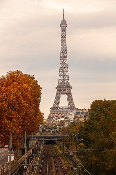 Frankrijk Eifeltoren in de herfst van Rob van der Teen