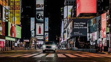 Ochtendrust op Times Square - Een zeldzame blik op New York van Karsten Rahn