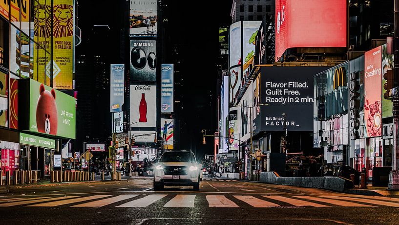Ochtendrust op Times Square - Een zeldzame blik op New York van Karsten Rahn
