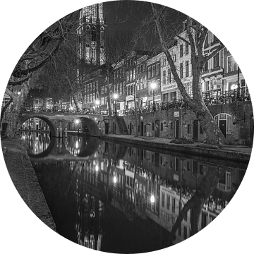 Domtoren, Oudegracht  en Gaardbrug in Utrecht in de avond - zwart-wit van Tux Photography