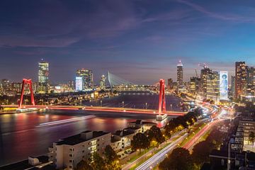 Skyline Rotterdam bij nacht van Daan Duvillier | Dsquared Photography