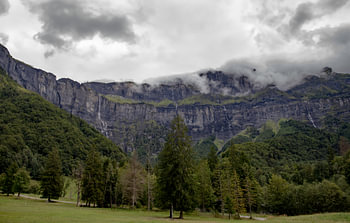 Cirque du Fer à cheval, bewölkter Himmel - Haute-Savoie - Frankreich