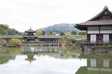 Een van de prachtige tuinen van Kyoto in Japan van Yeltree Fotografie