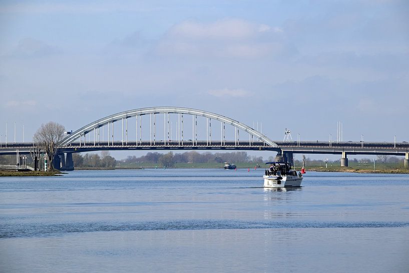 Alte Bogenbrücke Lekbrug bei Vianen und Nieuwegein über den Fluss Lek von Robin Verhoef