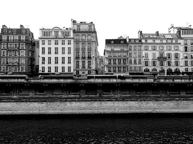Streetscape Paris by Liv ter Riet