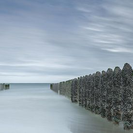 Muschelhaufen Küste der Normandie von Annemarie Mastenbroek