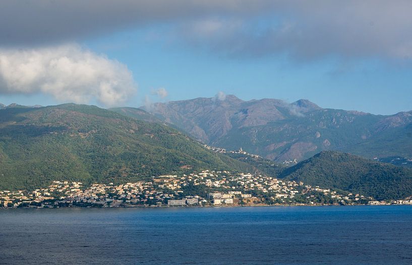 Blick vom Meer auf Bastia Stadt auf der Insel Korsika von Animaflora PicsStock