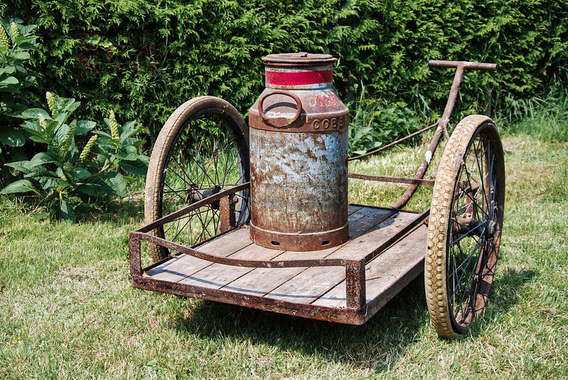 Oui, c'est comme ça que le fermier ramenait le lait à la maison. par Natuurpracht   Kees Doornenbal