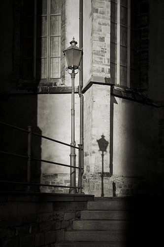 Lanterne devant l'église Saint-Jean à Magdebourg
