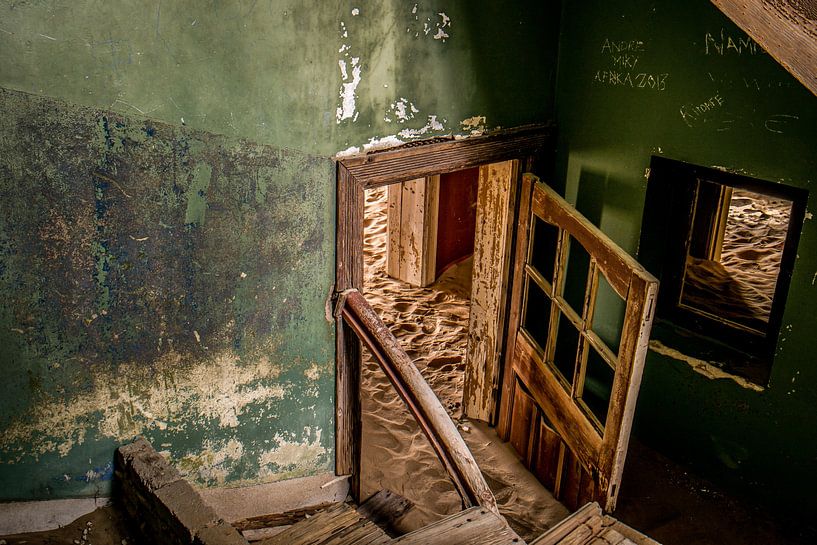 Verfallenes Haus in Kolmanskop (Namibia), Urbex von Beeldpracht by Maaike