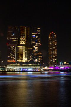 Een stad die nooit slaapt  - Rotterdam van Sebastian Stef