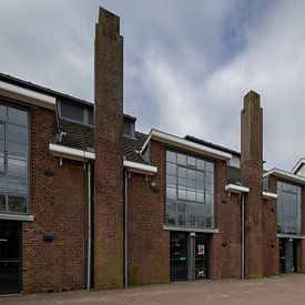 Schoorstenen achterin de Wagenwerkplaats van Thijs Schouten