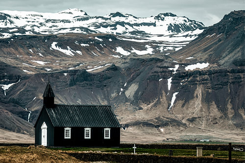 Black church near Búðir