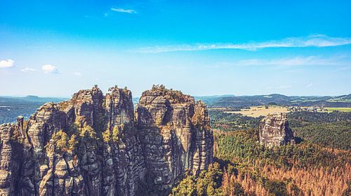 Landschappen in Bad Schandau met Schrammsteine stenen