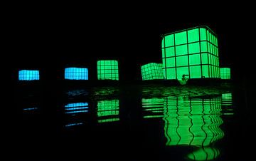 Groen en blauw licht van een kubus van Chihong