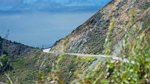 La côte est devant nous