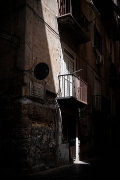 Quartieri Spagnoli (Spanish Quarters) Napels/Napoli van photobytommie