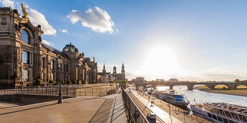 Brühlsche Terrasse en Augustusbrücke in Dresden