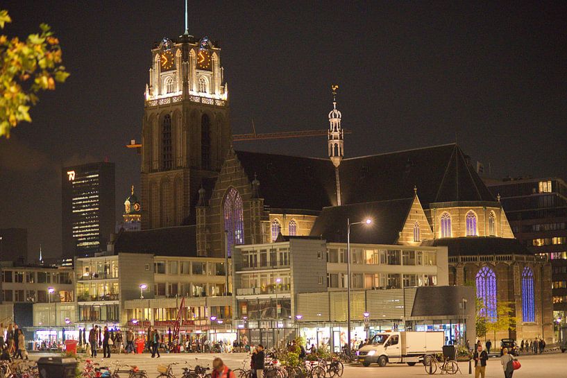 Laurenskerk bij avond von Wim Aalbers