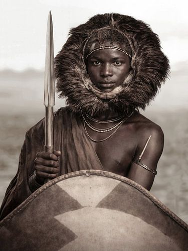 Porträt eines Massai-Kriegers aus Kenia im Stil um 1900 von Affect Fotografie
