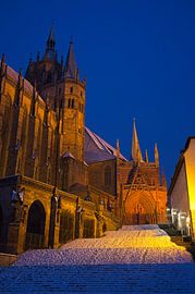Dom in Erfurt bei Schnee im Winter in der blauen Stunde von Alexander Ließ