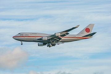 Boeing 747-400 (20-1102) der Japan Air Self Defence Force. von Jaap van den Berg