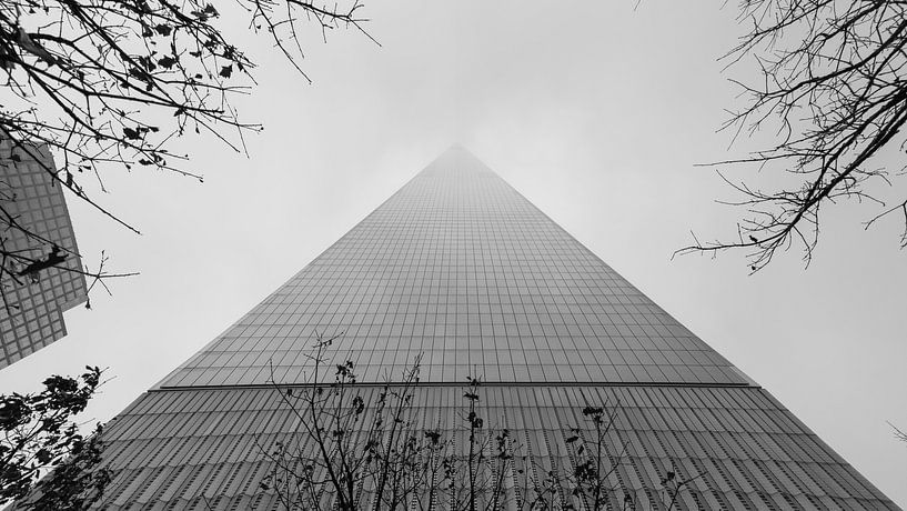 Ein World Trade Center im Nebel von Adelheid Smitt