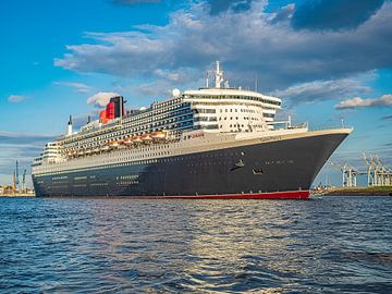 HAMBURG Queen Mary 2 Cunard Line