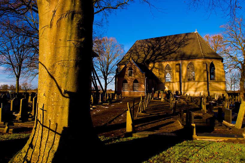 Sonnenuntergang an einer Kapelle (Kirche) von Brian Morgan